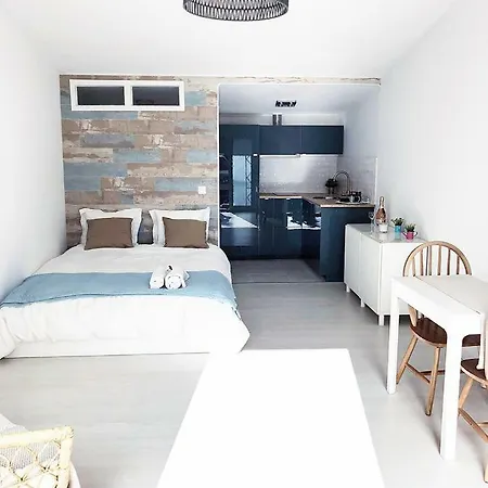 Beach Studio * Віавіа